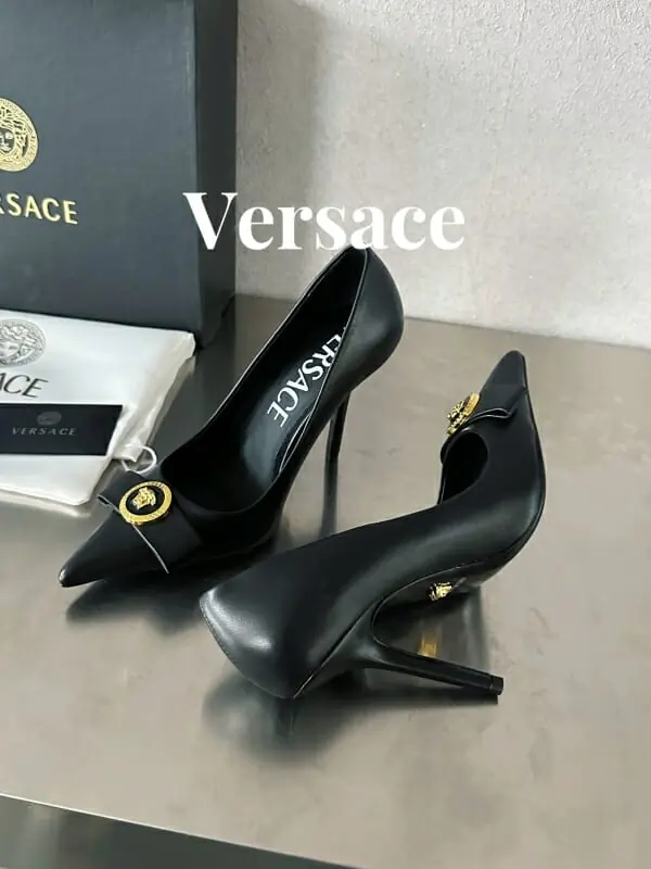 versace a talons hauts chaussures pour femme s_11747aa3